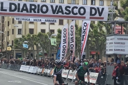 Vuelta al Bidasoa (NE) - 4ème étape - Victoire de Carr