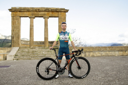 Equipement : Vini Zabù - KTM dévoile son maillot 2020