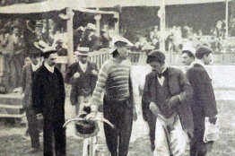 Ça s'est passé un  3 avril...Hippolyte Aucouturier remporte Paris-Roubaix