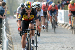 Mercato : plusieurs formations intéressées par Yves Lampaert