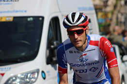 Tour du Luxembourg : le peloton stoppe au kilomètre 18 de la 2ème étape