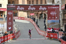 Strade Bianche (1.WWT) - Victoire de Chantal Blaak