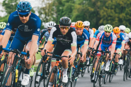 Paris sur le cyclisme : meilleurs casinos en ligne et astuces