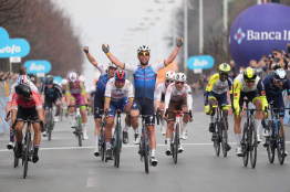 Milan-Turin : la vidéo du final de la course