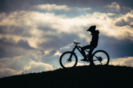 5 façons de suivre vos enfants pendant une randonnée en vélo : des stratégies amusantes et efficaces
