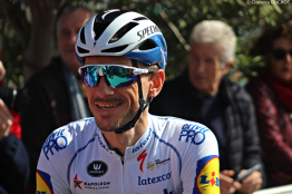 Quick Step Alpha Vinyl prolonge le contrat de Dries Devenyns