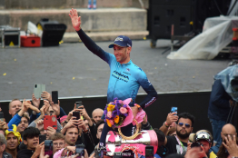 Vincenzo Nibali, conseiller technique de Q36.5 Pro Cycling Team