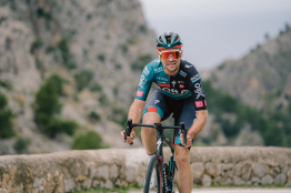 Bora-hansgrohe dévoile son maillot pour la saison 2023
