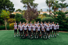 UAE Team Emirates dévoile ses nouvelles couleurs pour la saison 2023