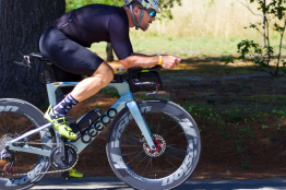 Alternativsport va distribuer la marque japonaise de cadres CEEPO Bike