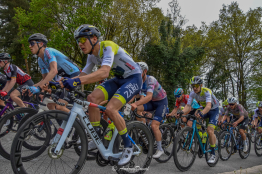 Jasper Dejaegher s'engage avec Sport Vlaanderen - Baloise