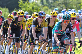 A défaut de popularité, Jumbo-Visma et Vingegaard remportent leur second Tour de France