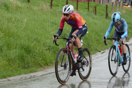 Fact Checking : L'UCI a t-elle eu raison de sanctionner Demi Vollering ?