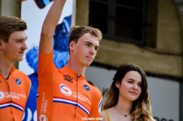 Tour d'Espagne : abandon pour Thymen Arensman, évacué par ambulance
