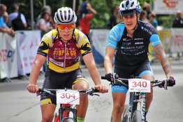 Cyclisme : quels vêtements et accessoires mettre pour pratiquer ce sport ?