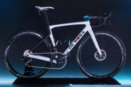 VF Group Bardiani - Faizane CSF dévoile son vélo pour 2024
